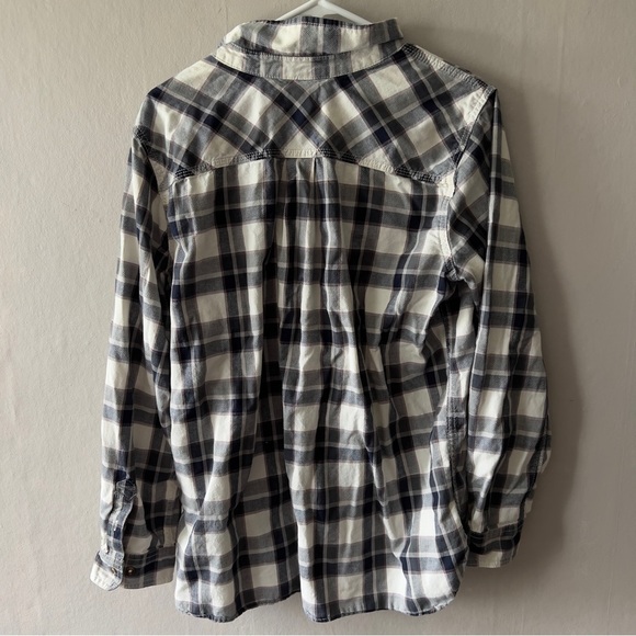 Carhartt Cream and Blue Plaid Button Up Size XL - Picture 7 of 7